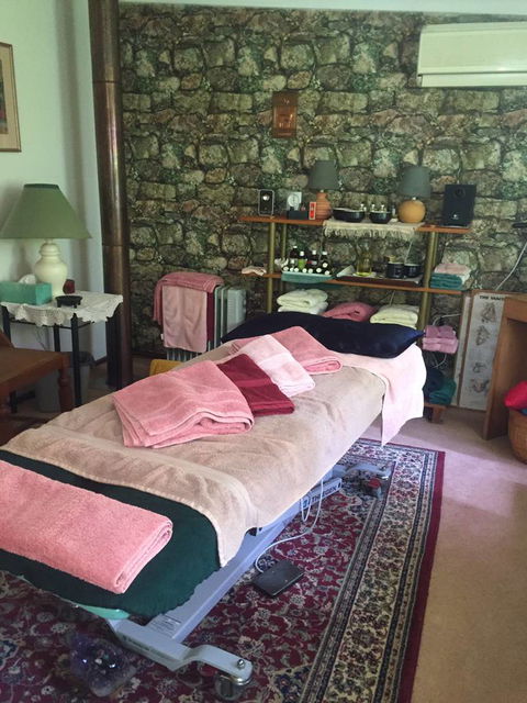 Bodywork At Anna Bay - Adwords Guide 4