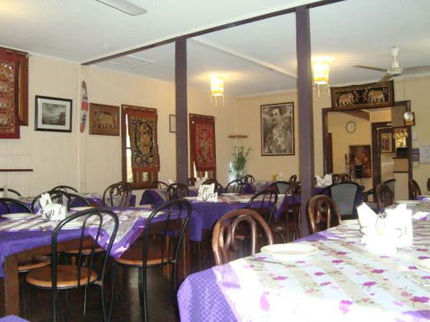 Som Thai Restaurant - Adwords Guide 0