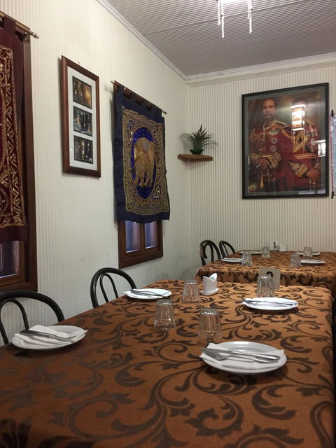 Som Thai Restaurant - Adwords Guide 1