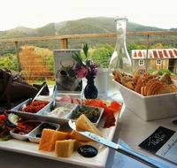Hartzview Vineyard Cafe - Adwords Guide