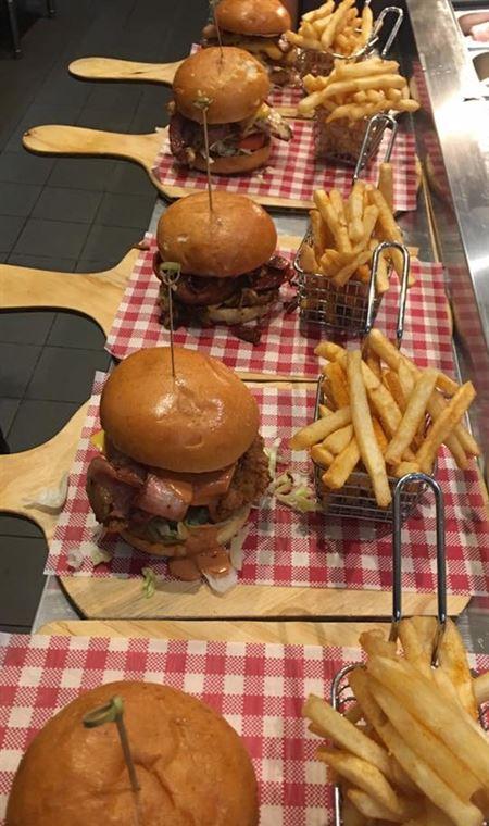 Cannonballs Grill - Adwords Guide 4