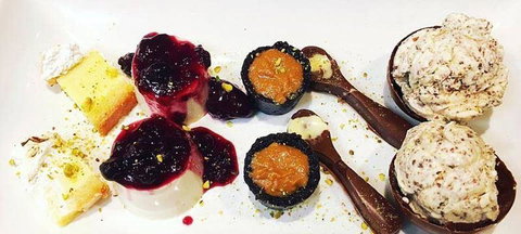 Reunion Cafe Bar Restaurant - Adwords Guide 3