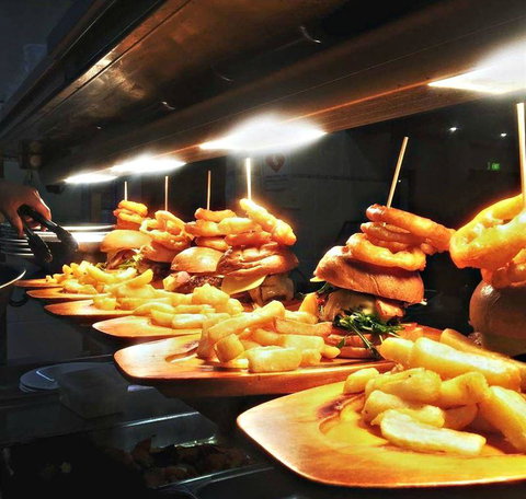 City Bistro At City Memorial Bowls Club - Adwords Guide 8