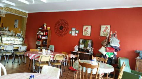 The Cake Lady Cafe - Adwords Guide 0