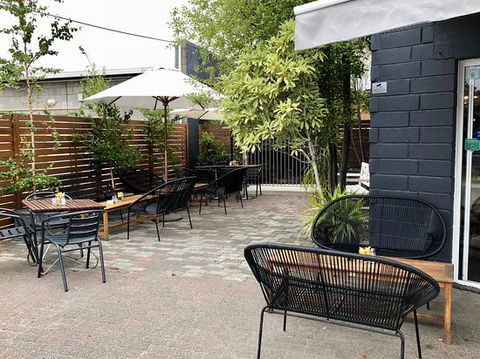 The Lifebuoy Cafe & Quail Street Emporium - Adwords Guide 0