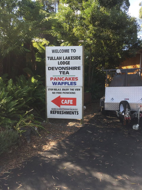 Lakeside Bar & Grill - Adwords Guide 3