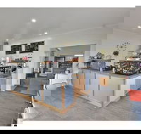 Meander Bridge Cafe - Adwords Guide