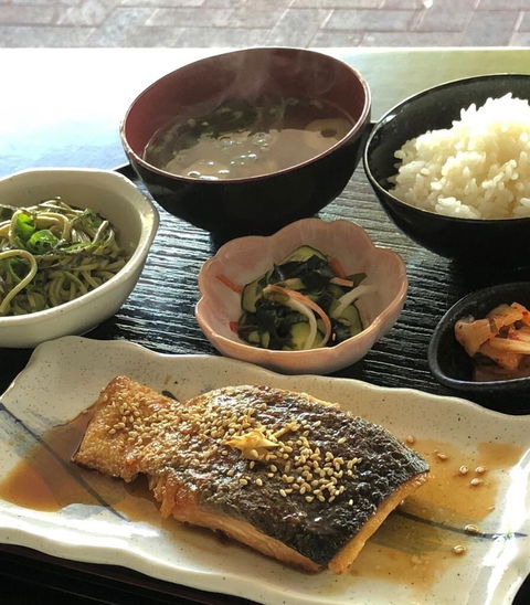 Jiji Baba Cafe - Adwords Guide 5