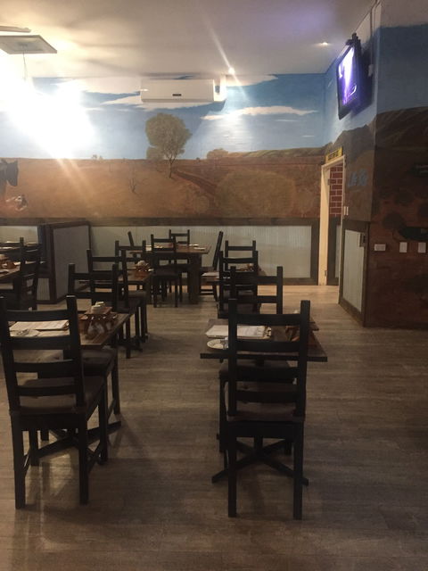 Dirt Dust N Diesels Outback Restaurant - Adwords Guide 4