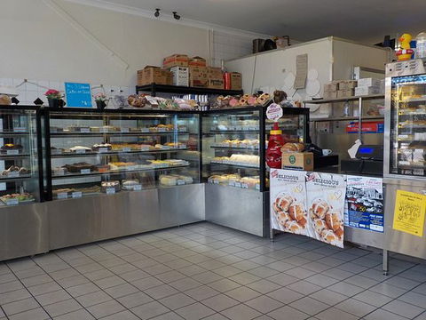 Avon Valley French Hot Bread - Adwords Guide 0
