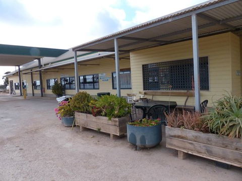 BP John Eyre 1878 Caiguna Western Australia - Adwords Guide 0