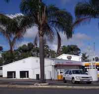 Hillview Roadhouse Motel Restaurant - Adwords Guide