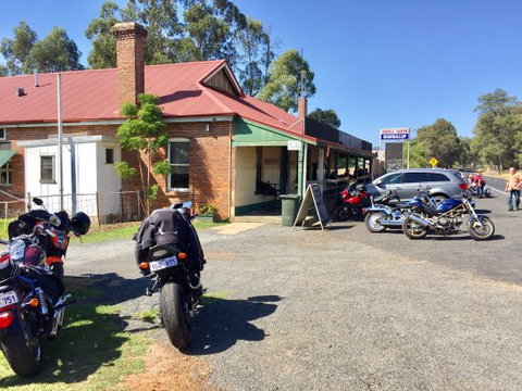 Mumby Tavern - Adwords Guide 0