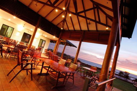 Raugi's Restaurant - Adwords Guide 0