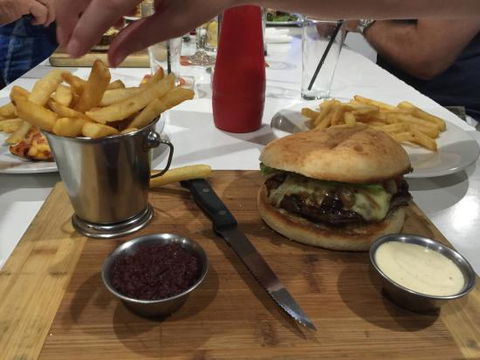 Southerlys Harbour View Bar & Restaurant - Adwords Guide 0