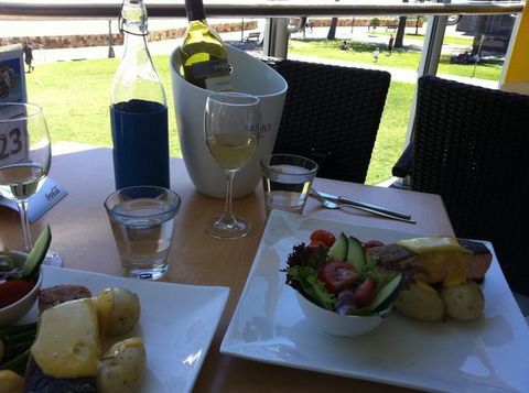 Glenelg Surf Life Saving Club - Adwords Guide 0