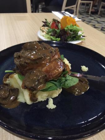 Mawson Lakes Hotel Bistro - Adwords Guide 0