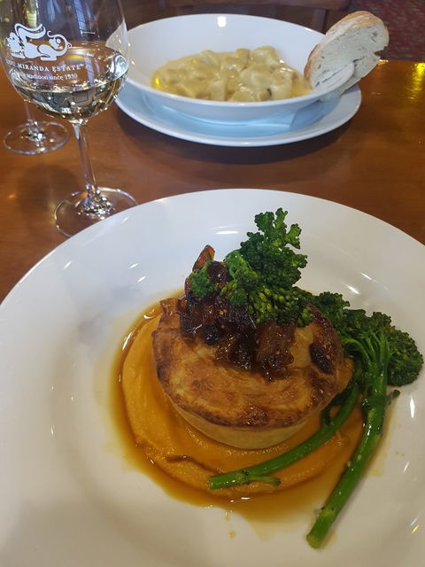 Miranda Restaurant @ Lou Miranda Estate - Adwords Guide 1