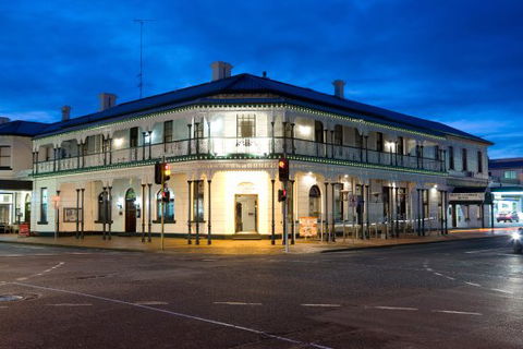 The Mount Gambier Hotel - Adwords Guide 0