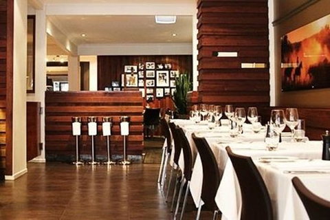 Black Hide Steakhouse - Adwords Guide 0