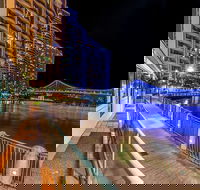 La Vue Waterfront Restaurant - Adwords Guide
