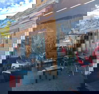 Cafe on Hedges - Adwords Guide