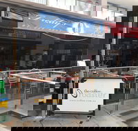 Freddies Cafe De Paris - Adwords Guide