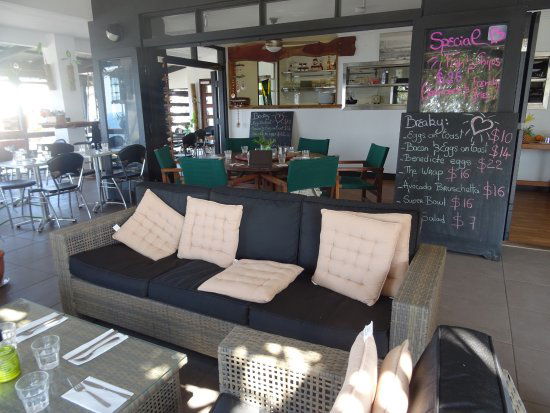French Ease North Stradbroke Island