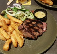 Raceview Tavern - Adwords Guide