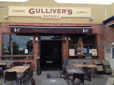 Gullivers Wine Bar & Eatery - Adwords Guide 0