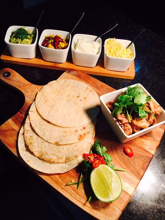 Chally's Bar And Bistro - Adwords Guide 0