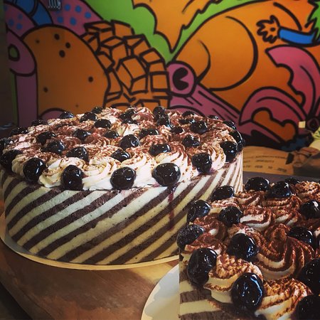 Gusto Gelateria And Pastry - Adwords Guide 0