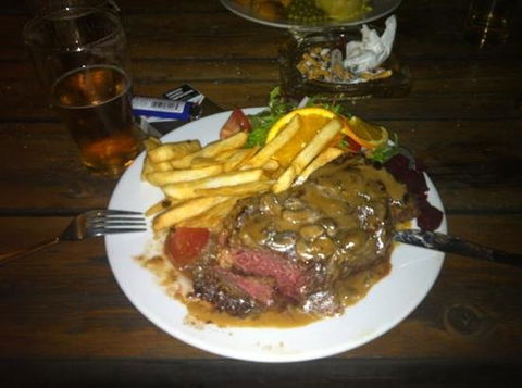 Royal Hotel - Adwords Guide 0