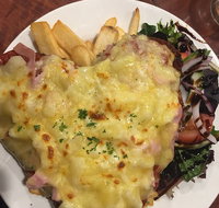 Halls Gap Tavern - Adwords Guide