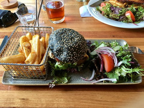 The Duck Inn Pub - Adwords Guide 0