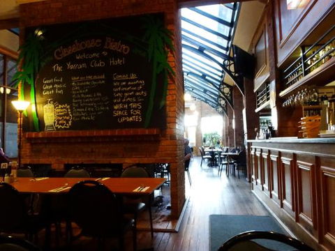 The Glasshouse Bistro - Adwords Guide 0
