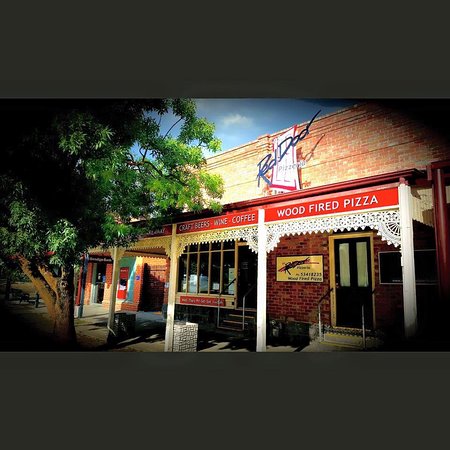 The Red Door Pizzeria - Adwords Guide 0