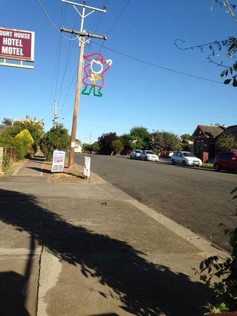 The Court House Hotel - Adwords Guide 0