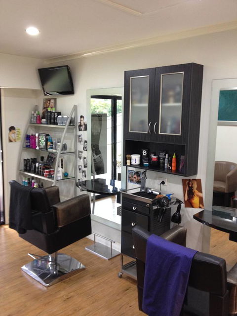 Hotcutz Hairdressing - Adwords Guide 0