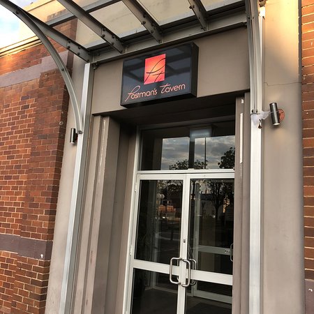 Postman's Tavern - Adwords Guide 0
