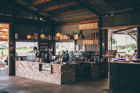 Three Blue Ducks Restaurant & Cafe - Adwords Guide 0