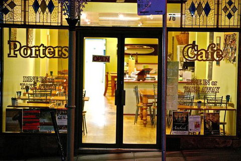 Porters Cafe - Adwords Guide 0