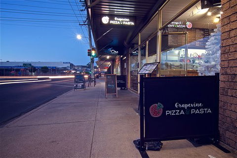 Grapevine Pizza Kitchen - Adwords Guide 0