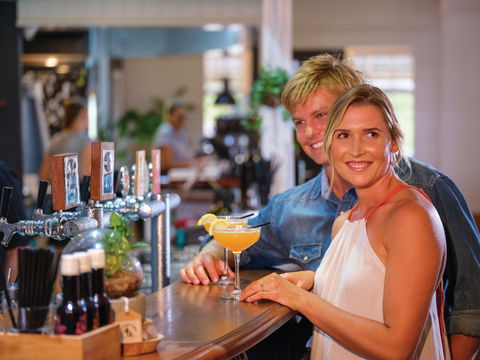 Taylor St Quarters - Adwords Guide 0