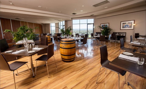 Baudins Restaurant At McCracken Country Club - Adwords Guide 2