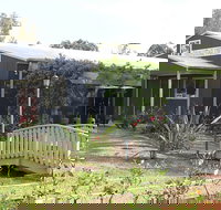 Emma's Cottage Vineyard - Adwords Guide