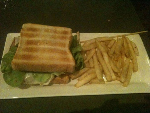 Islanders' Tavern - Adwords Guide 0