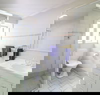 By The Falls Cafe - Adwords Guide