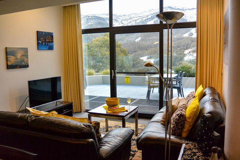 Lantern Apartments - Adwords Guide 1