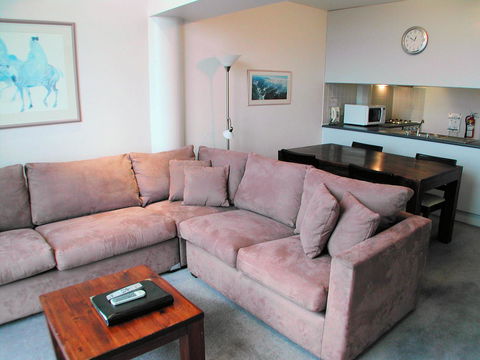 Lantern Apartments - Adwords Guide 20